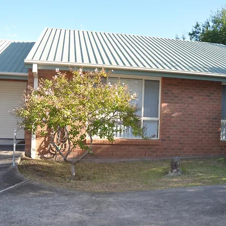 Blue Wren Cottage Tumut Exterior photo